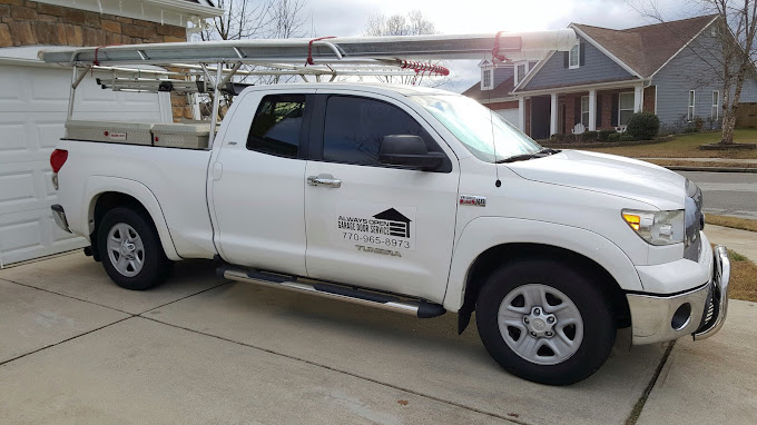 Choosing the Right Garage Door Style Today